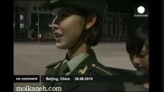 رژه سربازان زن