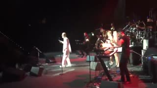 اجرای آهنگ هدیه ریمیکس کنسرت کالیفرنیا ۲۰۱۵