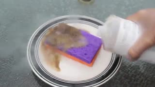 فیلم بسار جالب از واکنش سولفوریک اسید بااسفنج