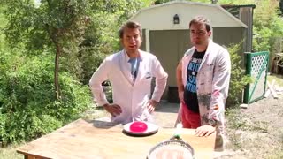 ژله و راکت تنیس