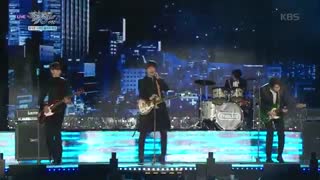 kbs world] Music Bank - CNBLUE, my man of powerful love song "Cinderella'.2015/10/09]