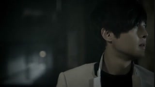 still ....kim  Hyun Joong