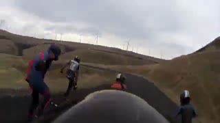 اسکیت سواری با دوربین گارمین Virb XE