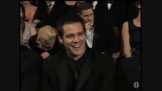 جودی دنچ برنده اسکار 1999