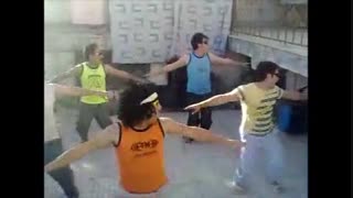 گروه رقص اعجوبه ها
