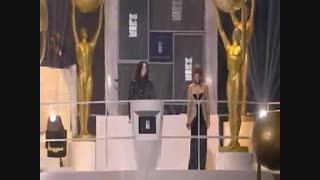 مایکل در مسابقه ی گرمی اوارد جایی که خالصانه از خدا تشکر می کند...
