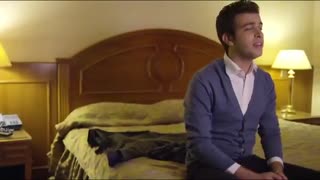 عاشق این آهنگم یعنی