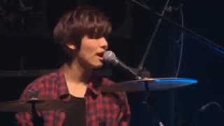 اهنگ teardrops in the rain  از مینهیوک