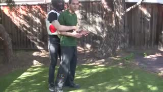 دفاع شخصی با دست خالی  01 - سری آلبوم های آموزش دفاع شخصی و هنرهای رزمی کوثرپرداز