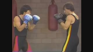 ساواته5 - لگد زنی تهاجمی سطح متوسط - از سری فیلم های آموزش هنر های رزمی و دفاع شخصی کوثرپرداز