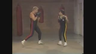 ساواته6 - لگد زنی تهاجمی سطح پیشرفته - از سری فیلم های آموزش هنر های رزمی و دفاع شخصی کوثرپرداز