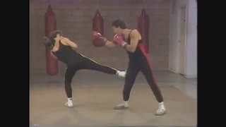 ساواته8 -تکنیک های لگدزنی دفاعی - از سری فیلم های آموزش هنر های رزمی و دفاع شخصی کوثرپرداز