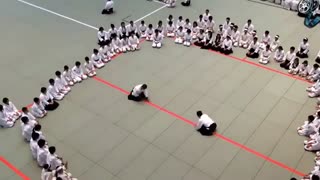 آیکیدو - تکنیک های عالی استادان ژاپنی -  از سری آلبوم های آموزش هنرهای رزمی و دفاع شخصی کوثرپرداز