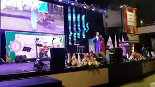 فرق شوخی های دختر و پسر  -  حسن ریوندی