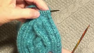 بافت کلاهی شیک برای خانمها