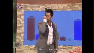 اجرای خیییلی عجیب خواننده مشهور تو تلویزیون