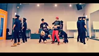 MONSTA X 'Trespass' mirrored Dance Practice