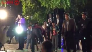 اجرای آهنگ من میرم توسط وحید افشار