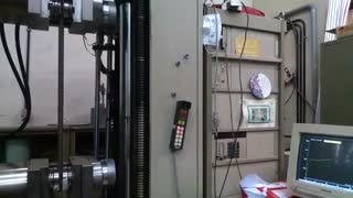 تست کشش میلگرد آزمایشگاه کنترل کیفیت سازه امیرکبیر