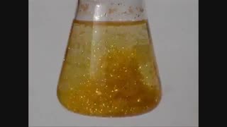 036- باران طلایی ( کریستالهای سرب یدید PbI2)