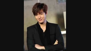 ناموسن پسر به این خوشگلی دیدی؟؟!؟!؟!؟