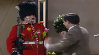 مستربین و نگهبان سلطنتی