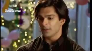 اصولا نباید دوربین رو بدی دست دخترا