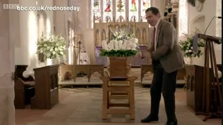 مستربین در کلیسا  2015- سلفی انداختن مستربین با جنازه