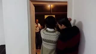 پشت صحنه ها و سوتی های خنده دار در ضبط گلخانه