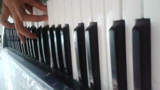 اجرا ی آهنگ مرتضی پاشایی توسط مجتبی دربیدی