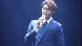 کنسرت خنده دار لی جونگ سوک (آهنگ پینوکیو)