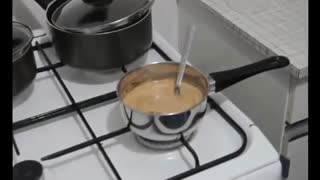 آموزش پخت کیک تولد