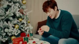 تبلیغ کریسمس لی مین هو جوش جوش