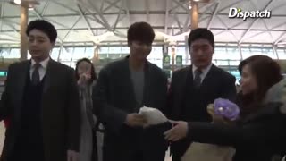 لی مین هو یک ساعت پیش فرودگاه جوش جوش