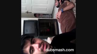 اشاره کرد بیــــا