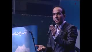 کل کل استقلال و پرسپولیسی مجری روی استیج زنده