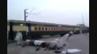 وسط نمازززززززز              O.o