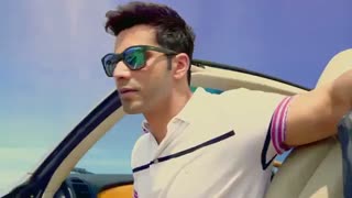 بچه ها من پای سمت چپم دو روز پیش پیچ خورد....ت.م.راستی. یکشنبه تولدمه