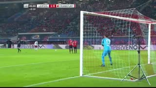 خلاصه بازی:  لایپزیک  3 - 0  فرانکفورت
