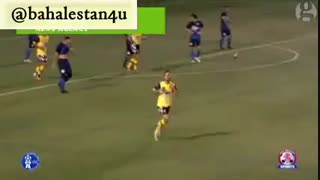 پاسخ داور به بازیکنی که پس از گل زدن خواستگاری کرد!