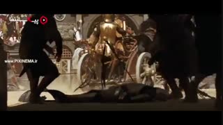 سکانس مبارزه گروهی گلادیاتورها در فیلم گلادیاتور (۲۰۰۰)