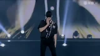 آهنگ لاکی وان