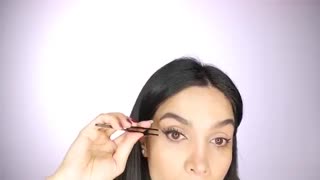 چطوری با نخ یک خط چشم سریع و راحت بکشیم ؟! [ آرایش ]
