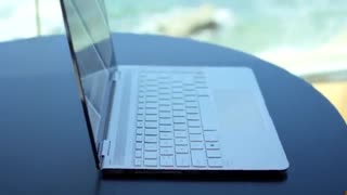 بررسی لپ تاپ HP SPECTRE X360