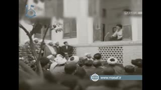 امام خمینی (ره):عمامه هایشان رابردارید..