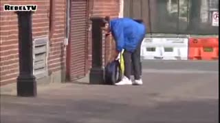 وقتی که دزد در تله گیر میکنه خنده جالب باحال