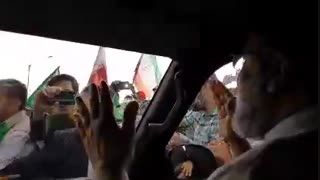 حقّا که نگاهت، نظر خامنه ای است !!!