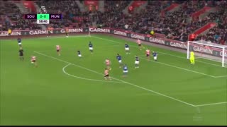 خلاصه بازی:  ساوتهمپتون   0  -  0   منچستریونایتد  ( درخشش رومرو )