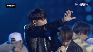 اجرای View از SHINee